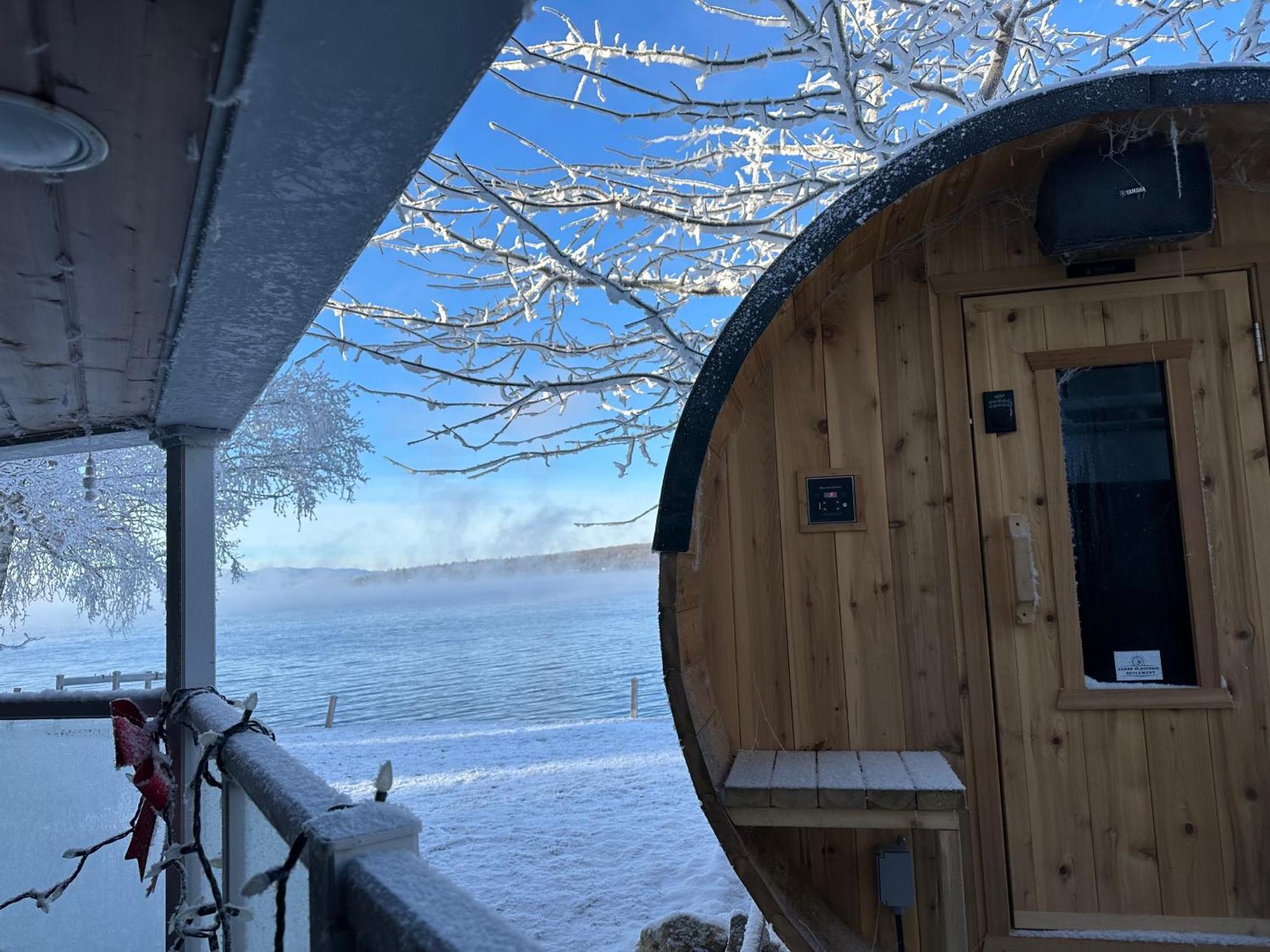 Auberge Et Chalets Sur Le Lac Lac-Mégantic Exteriér fotografie