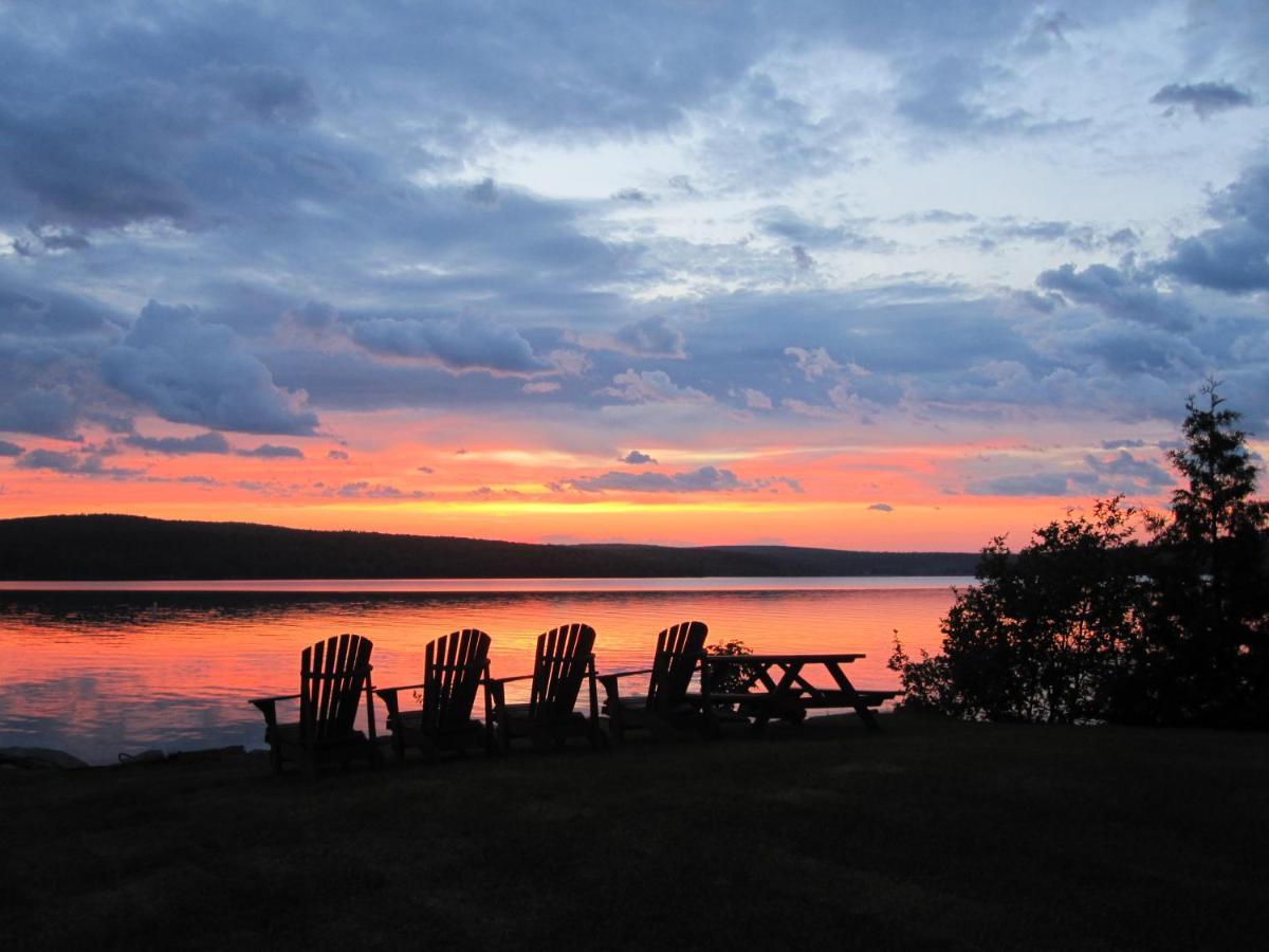 Auberge Et Chalets Sur Le Lac Lac-Mégantic Exteriér fotografie